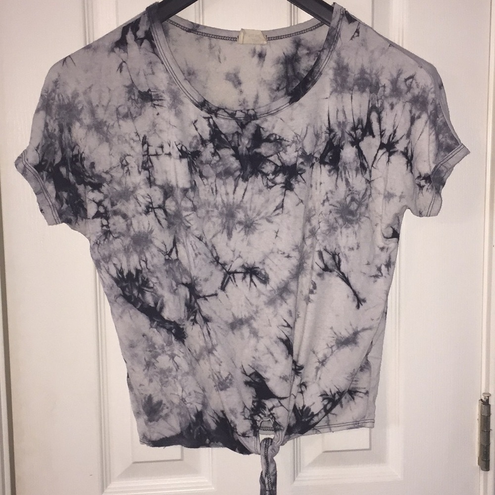 Grey tie dye top